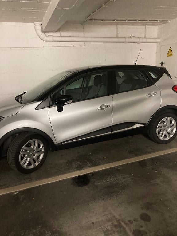 Gebraucht Renault Captur Intens 118 PS (86 kW) 2016 Grau SUV