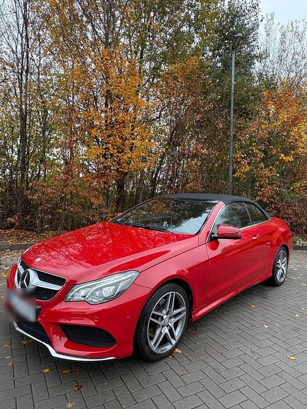 Rot Gebraucht 2016 Mercedes E250 Cabrio | 25.000 € (Fairer Preis) - Bild 1/4
