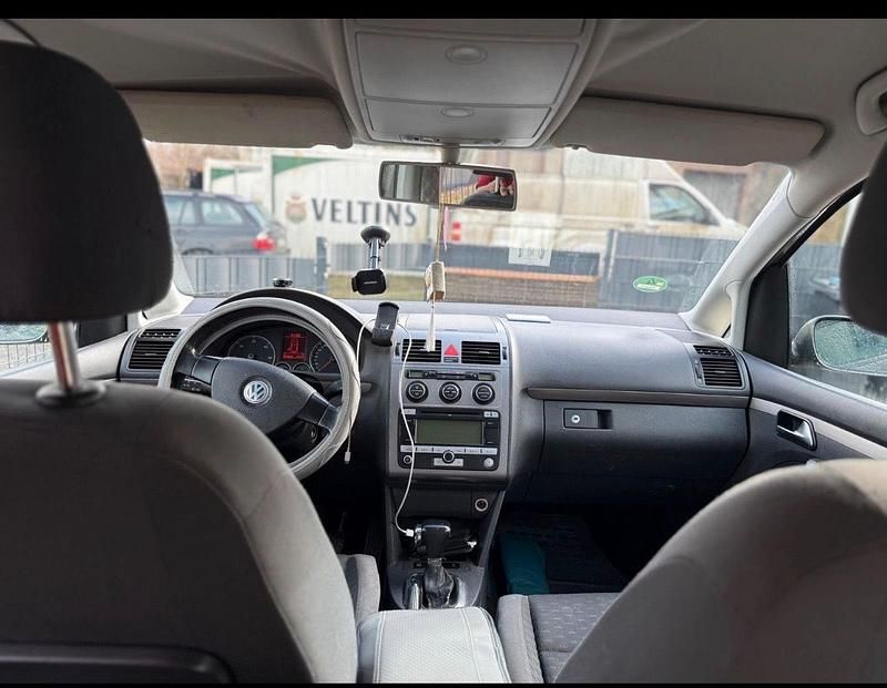 Gebraucht VW Touran 105 PS (77 kW) 2007 Grau Van / Kleinbus