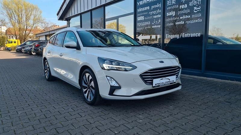 Gebraucht Ford Focus Cool & Connect 120 PS (88 kW) 2021 Weiß Limousine
