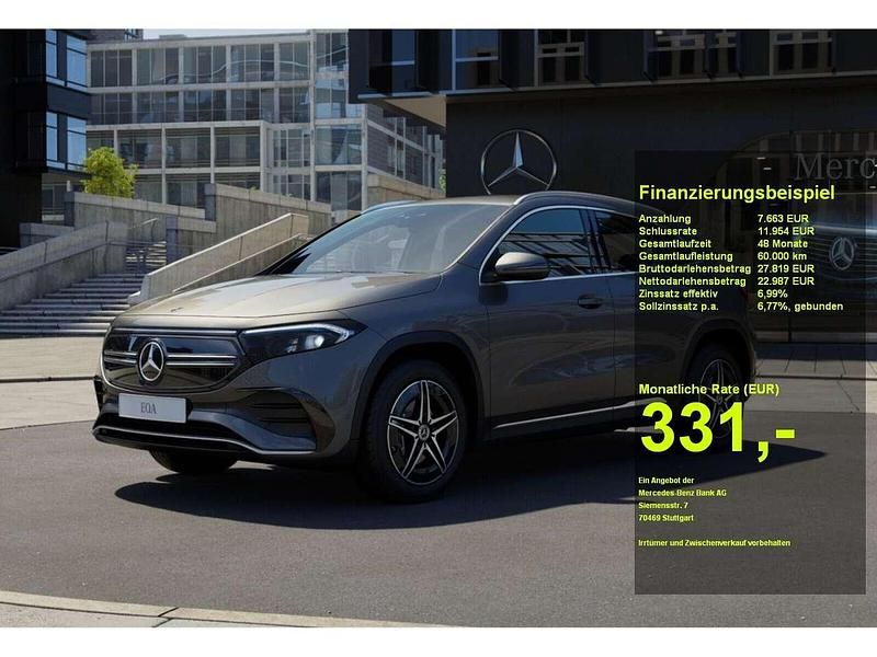 Mountaingrau metallic Gebraucht 2023 Mercedes EQA250 AMG line SUV | 30.650 € (Guter Preis) - Bild 1/3