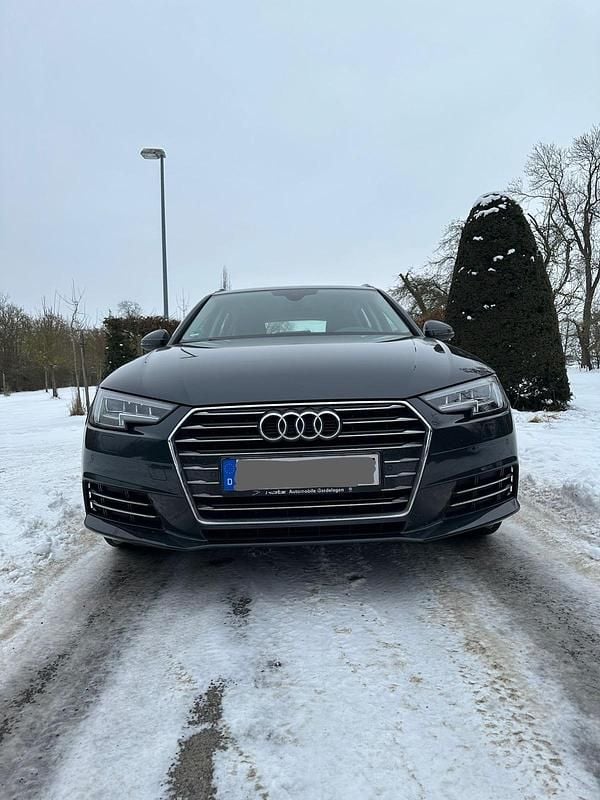 Gebraucht Audi A4 190 PS (139 kW) 2016 Grau Kombi