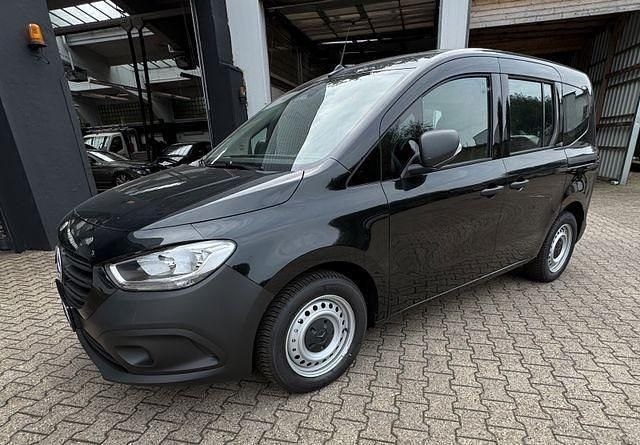 Gebraucht Mercedes Citan 110 95 PS (69 kW) 2025 Schwarz Kombi