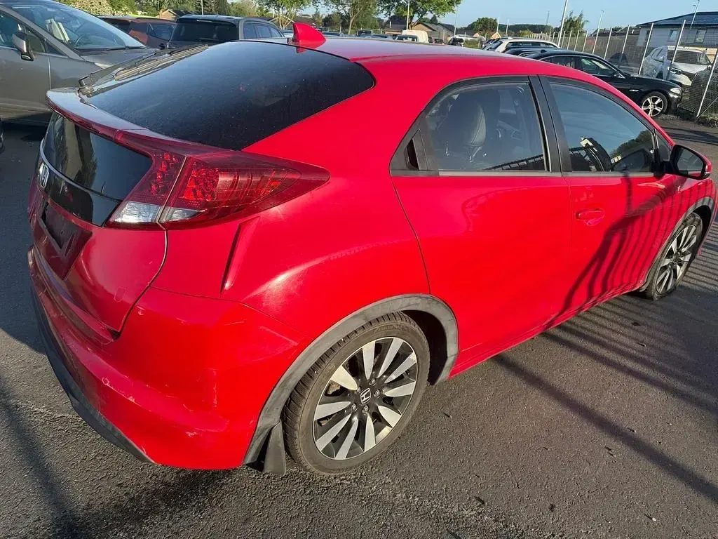 Gebraucht Honda Civic Sport 141 PS (103 kW) 2014 Rot Limousine