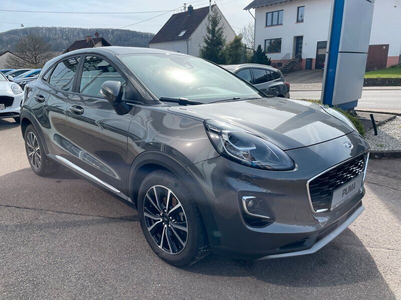 Gebraucht Ford Puma Titanium 125 PS (91 kW) 2021 Grau SUV