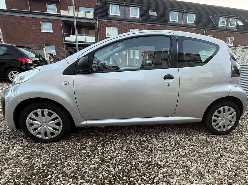 Gebraucht Citroën C1 Advance 68 PS (50 kW) 2013 Silber Kleinwagen