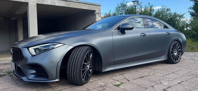 Grau Gebraucht 2018 Mercedes CLS400 Coupé | 40.900 € (Fairer Preis) - Bild 1/4