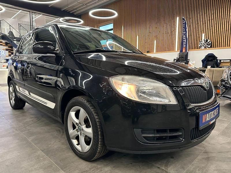 Gebraucht Skoda Fabia Style 69 PS (50 kW) 2010 Schwarz Limousine