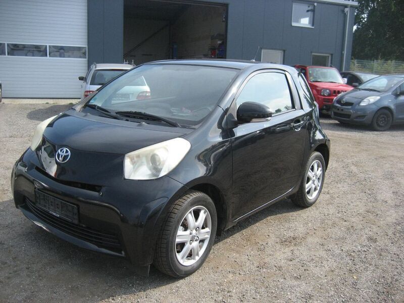 Gebraucht Toyota iQ Basis 90 PS (66 kW) 2009 Schwarz Kleinwagen