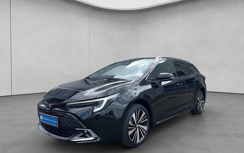 Schwarz Gebraucht 2025 Toyota Corolla Lounge Kombi | 31.990 € (Fairer Preis) - Bild 1/4