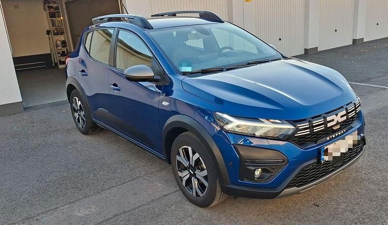 Gebraucht Dacia Sandero Expression 110 PS (80 kW) 2023 Blau Kleinwagen