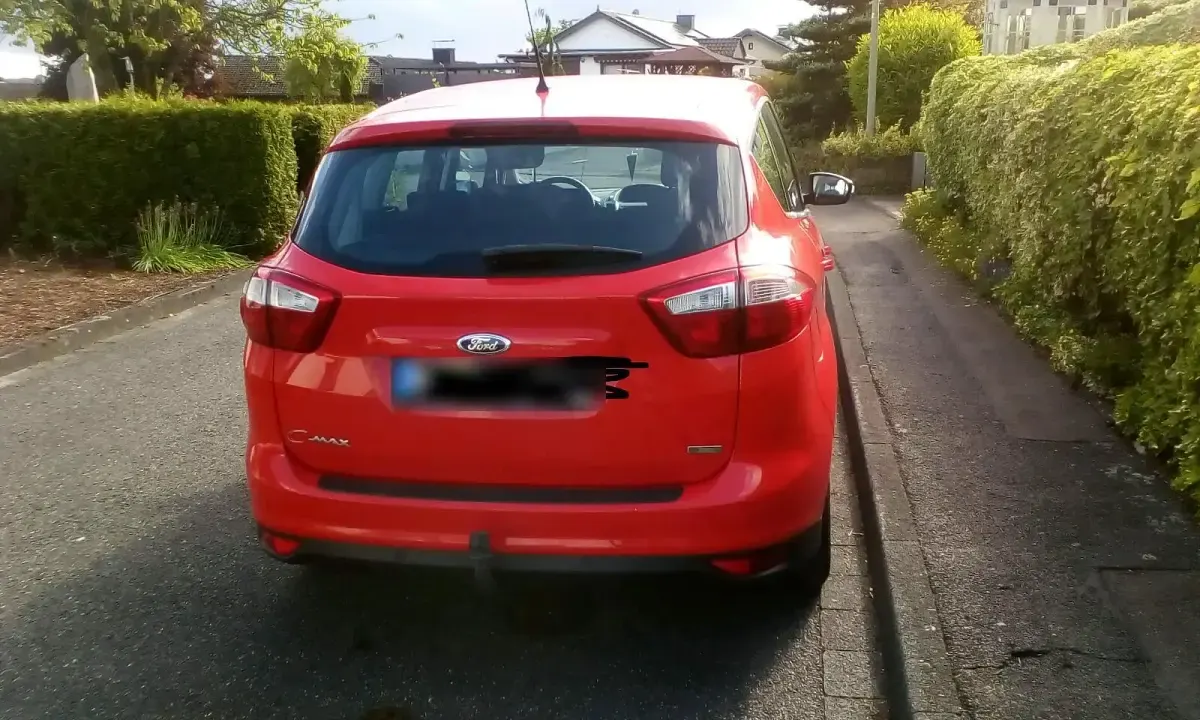Gebraucht Ford C-MAX 125 PS (91 kW) 2014 Rot Van / Kleinbus