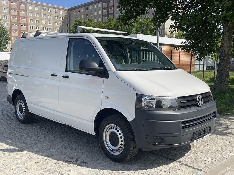 Weiss Gebraucht 2013 VW T5 Van | 10.591 € (Fairer Preis) - Bild 1/4