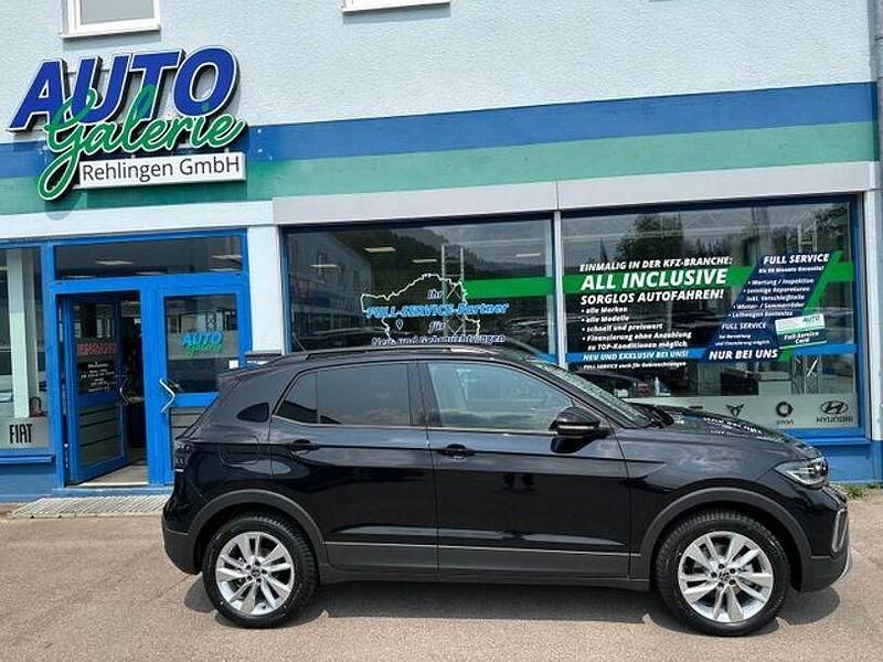 Deep black perleffekt Gebraucht 2025 VW T-Cross Life SUV | 28.990 € (Teuer) - Bild 1/4