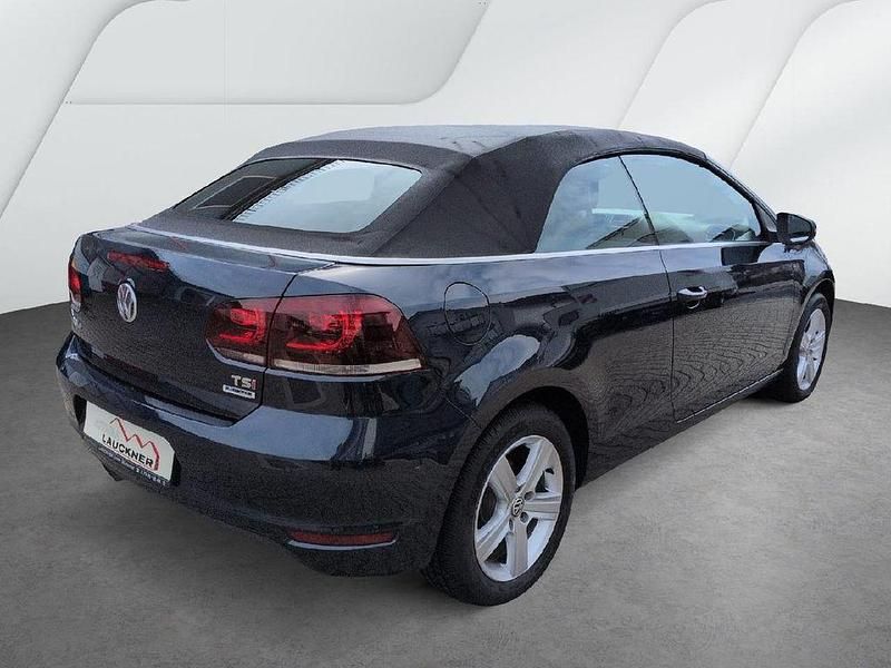 Gebraucht VW Golf Cabriolet LOUNGE 125 PS (91 kW) 2015 Open sea blue metallic Cabrio