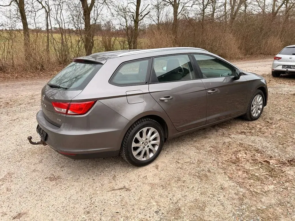 Gebraucht Seat Leon ST Style 105 PS (77 kW) 2014 Grau Kombi