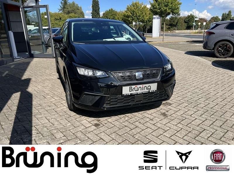 Schwarz (mitternachtsschwarz) Neu 2025 Seat Ibiza Limousine | 22.690 € (Etwas zu teuer) - Bild 1/4