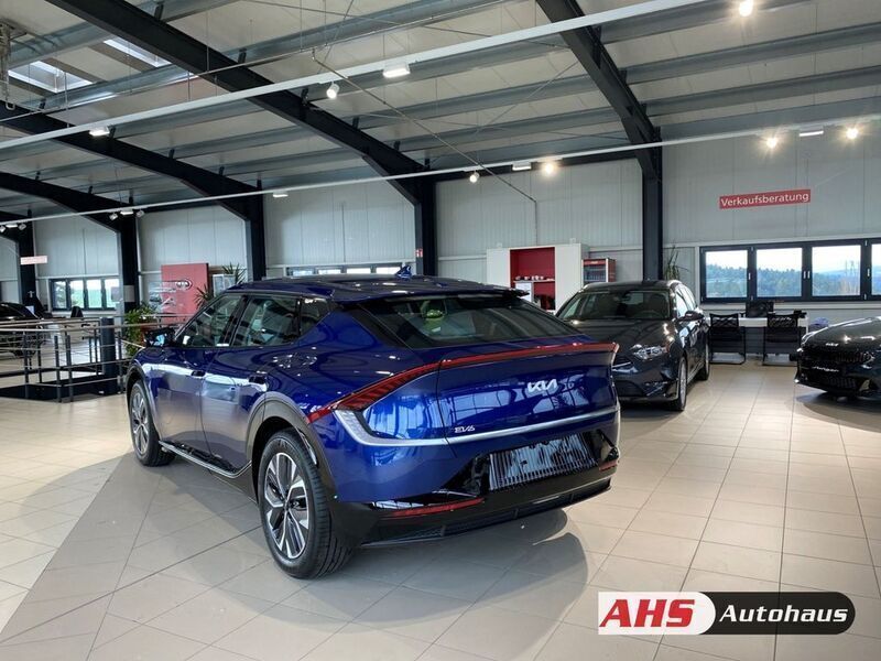 Gebraucht Kia EV6 Basis 167 kW (228 PS) 2024 Yachtblau met. SUV