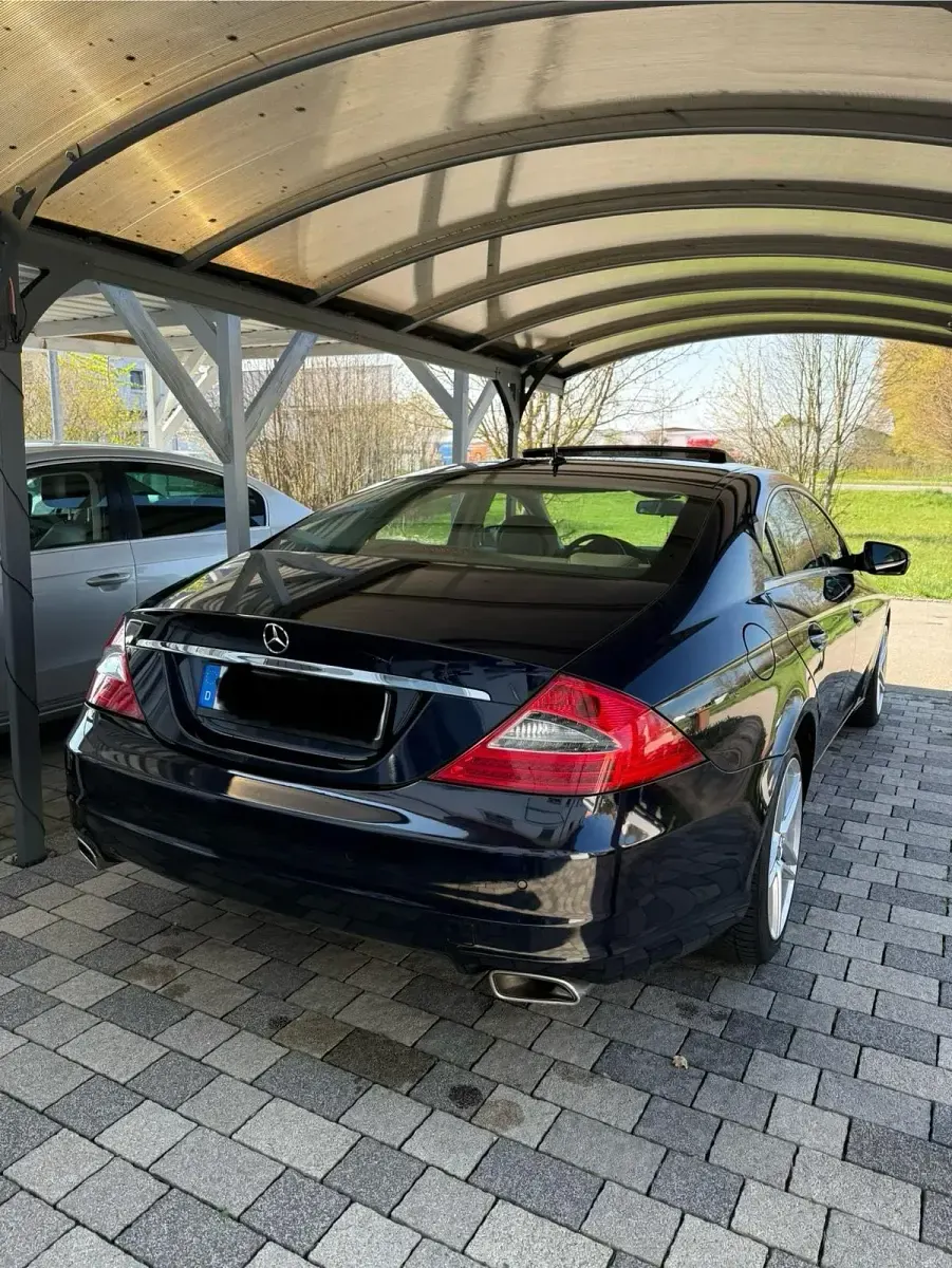 Gebraucht Mercedes CLS280 231 PS (169 kW) 2008 Blau Limousine