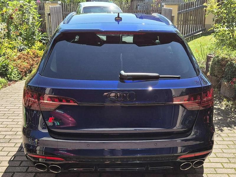 Gebraucht Audi S4 347 PS (255 kW) 2024 Blau Kombi