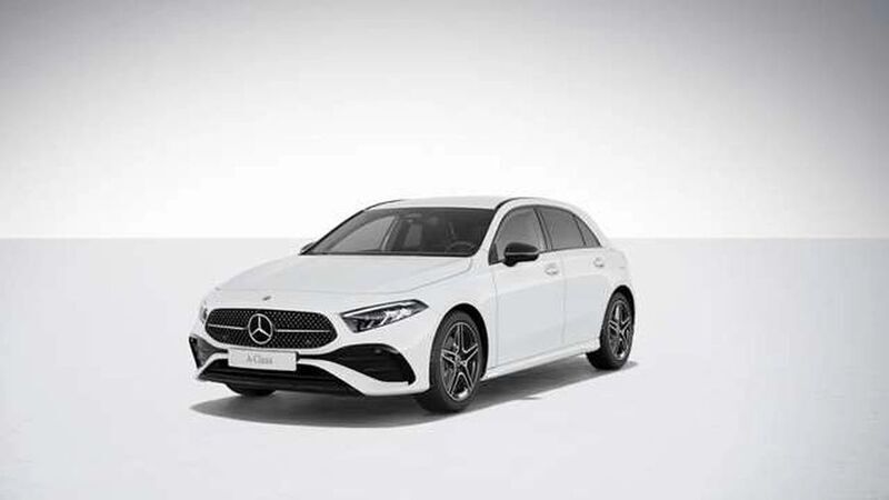 Weiss Gebraucht 2024 Mercedes A200 AMG Limousine | 40.280 € - Bild 1/2