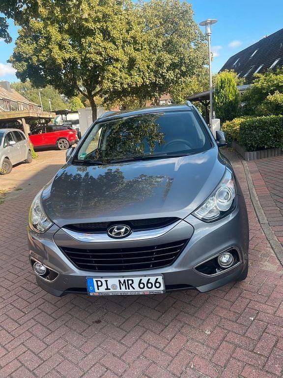 Gebraucht Hyundai ix35 Premium 163 PS (119 kW) 2012 SUV
