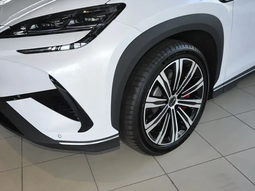 Gebraucht BYD Sealion 7 389 kW (530 PS) 2025 Weiß SUV