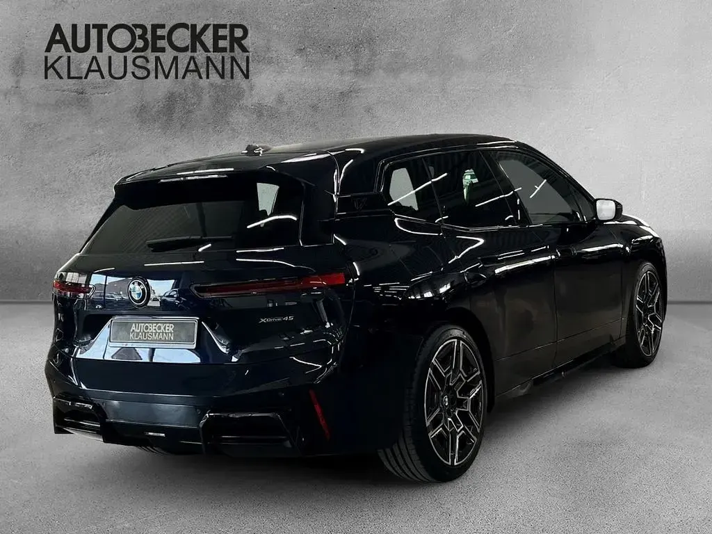 Gebraucht BMW iX Sport Line 300 kW (408 PS) 2026 Schwarz SUV
