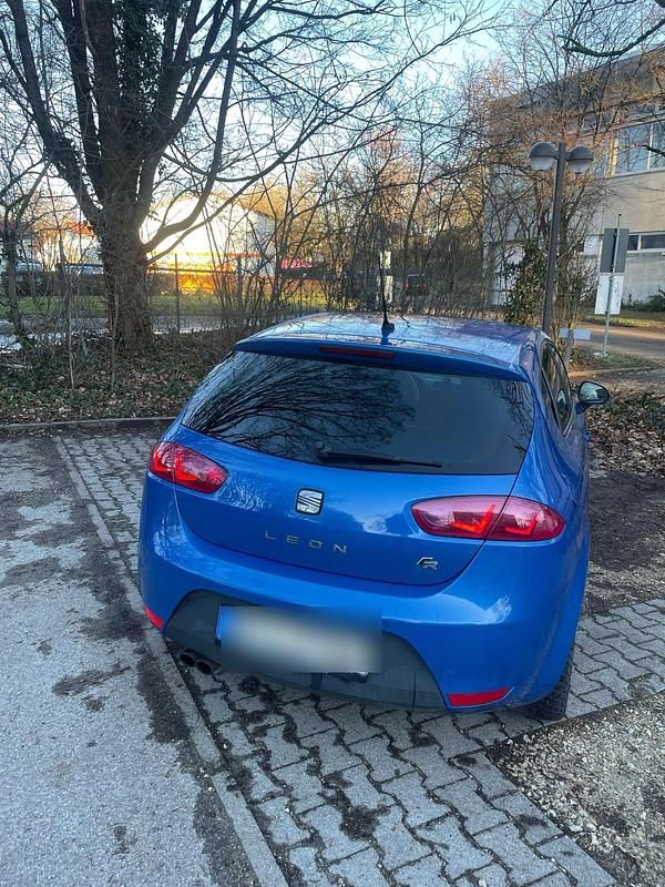 Gebraucht Seat Leon FR 170 PS (125 kW) 2012 Blau Kleinwagen