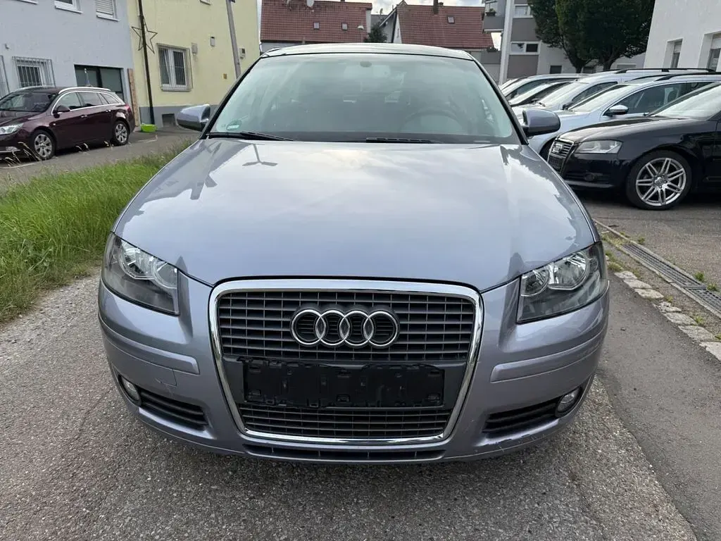 Gebraucht Audi A3 Sportback Ambiente 116 PS (85 kW) 2005 Silber Kleinwagen