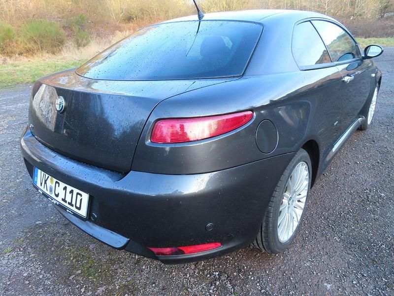 Gebraucht Alfa Romeo GT Distinctive 166 PS (122 kW) 2005 Grau Coupé