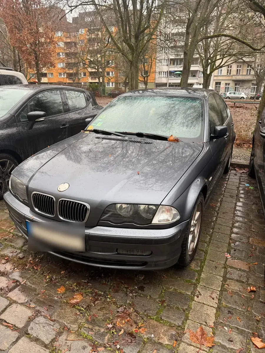 Gebraucht BMW 320 150 PS (110 kW) 1999 Grau Limousine