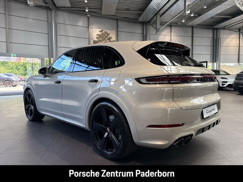 Gebraucht Porsche Cayenne 470 PS (345 kW) 2025 Beige SUV