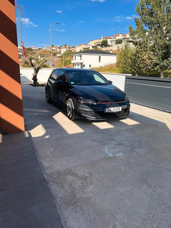 Gebraucht VW Golf VII GTI 245 PS (180 kW) 2018 Blau Limousine