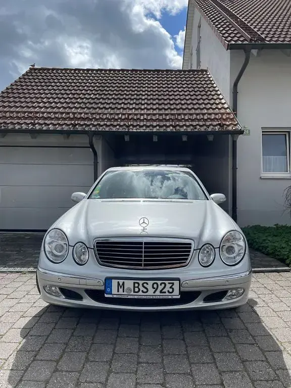 Gebraucht Mercedes E280 Elegance 231 PS (169 kW) 2006 Silber Limousine