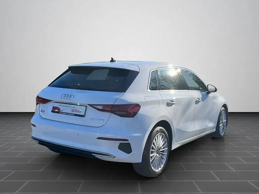 Second-hand Audi A3 Advanced Plus 110 CP (80 kW) 2023 Alb Berlinǎ