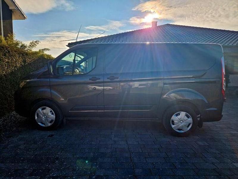 Gebraucht Ford Transit Custom 131 PS (96 kW) 2022 Grau Van / Kleinbus