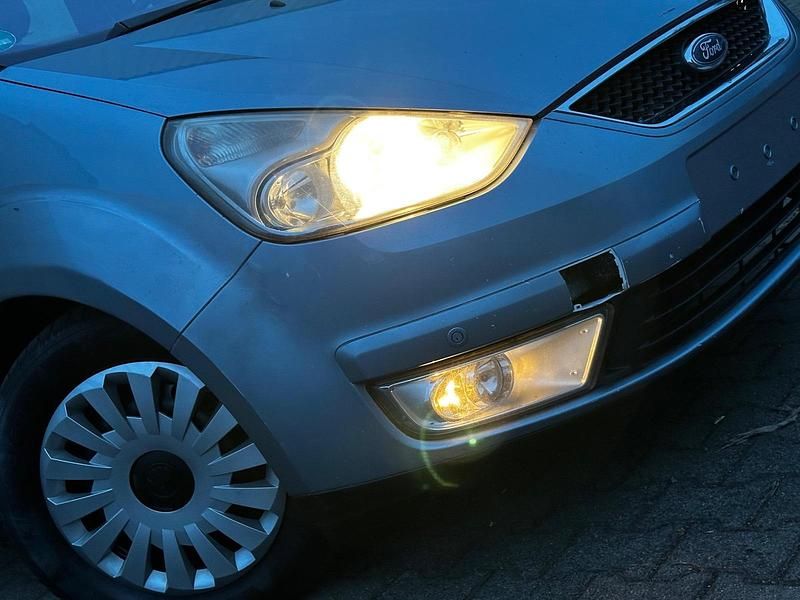 Gebraucht Ford Galaxy 131 PS (96 kW) 2008 Blau Van / Kleinbus