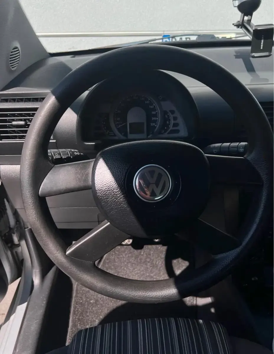 Gebraucht VW Fox 55 PS (40 kW) 2005 Silber Kleinwagen