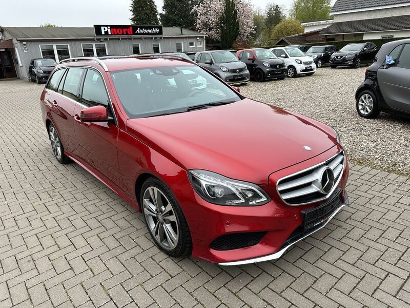 Rot Gebraucht 2015 Mercedes E300 AMG Kombi | 14.999 € (Guter Preis) - Bild 1/4