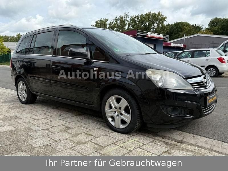 Schwarz Gebraucht 2010 Opel Zafira Edition Van / Kleinbus | 3.990 € (Fairer Preis) - Bild 1/4