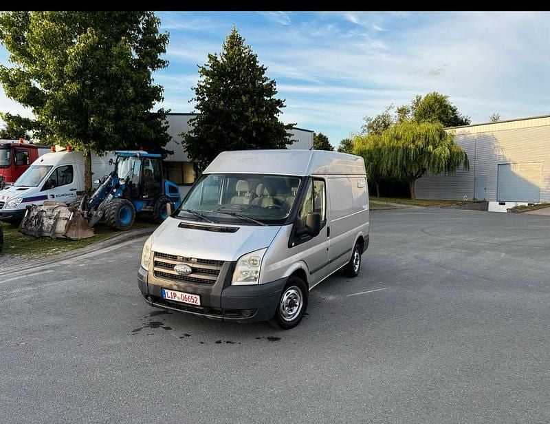 Weiß Gebraucht 2009 Ford Transit Van / Kleinbus | 5.999 € (Fairer Preis) - Bild 1/4