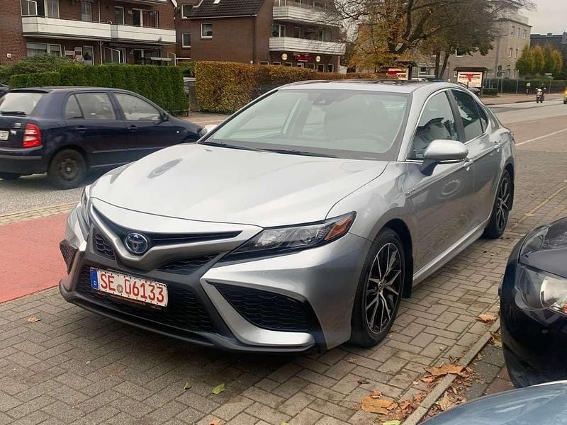 Gebraucht Toyota Camry 178 PS (130 kW) 2021 Grau Limousine