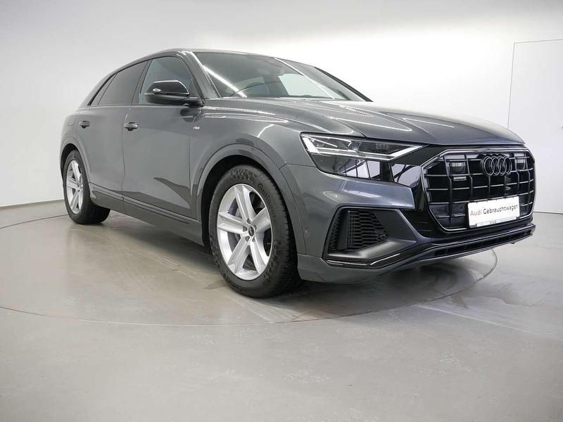 Gebraucht Audi Q8 S-Line 381 PS (280 kW) 2022 Daytonagrau perleffekt SUV