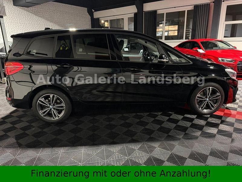 Gebraucht BMW 220 Sport Line 190 PS (139 kW) 2018 Schwarz Van / Kleinbus