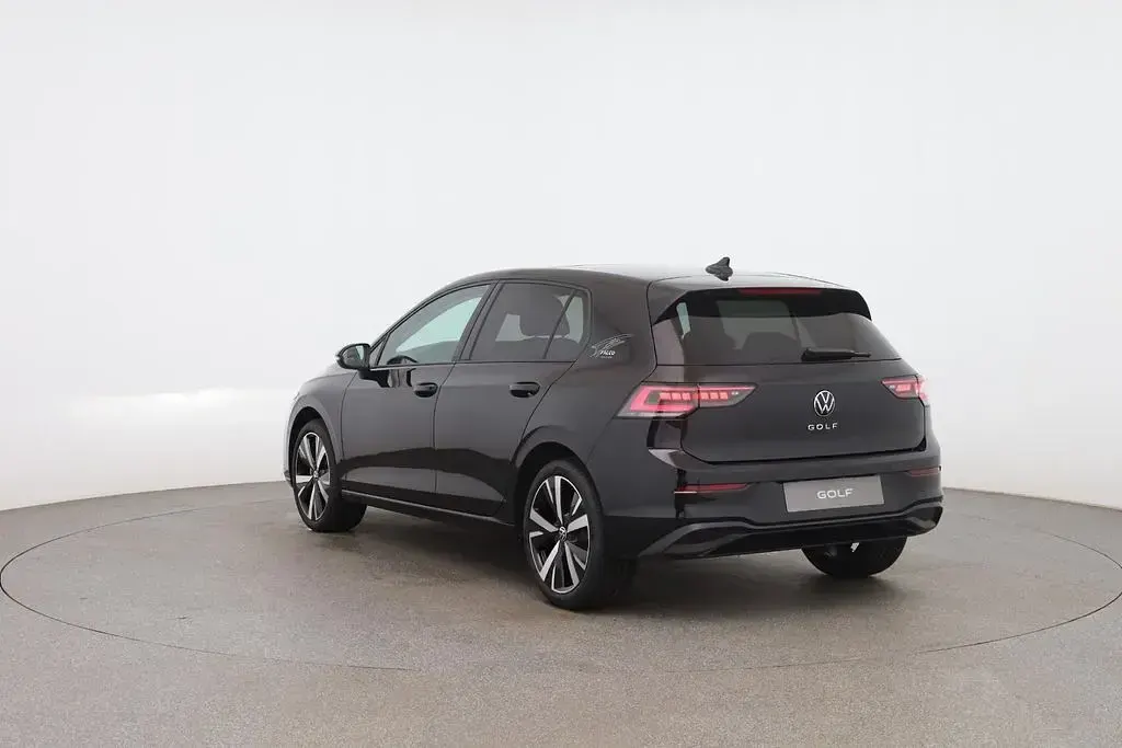 Neu VW Golf VIII Edition 116 PS (85 kW) 2026 Schwarz Limousine