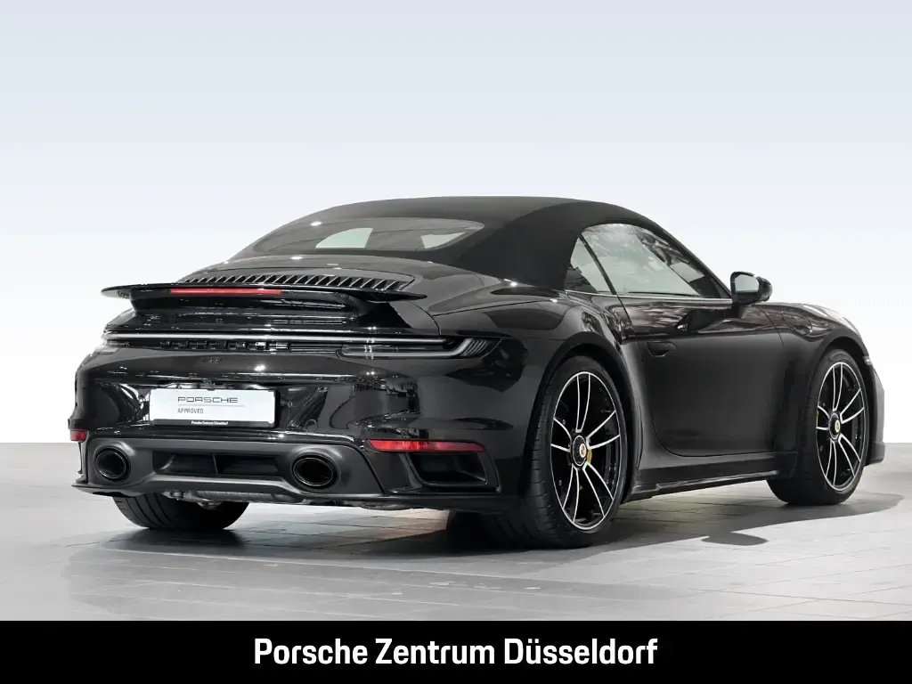 Gebraucht Porsche 911 Turbo S Cabriolet 650 PS (478 kW) 2023 Tiefschwarz Cabrio