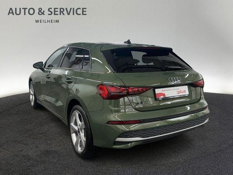 Gebraucht Audi A3 Advanced Plus 116 PS (85 kW) 2025 Distriktgrün metallic Limousine