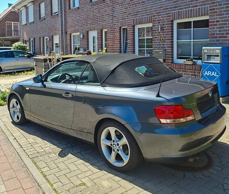 Gebraucht BMW 118 Cabriolet 143 PS (105 kW) 2013 Grau Cabrio