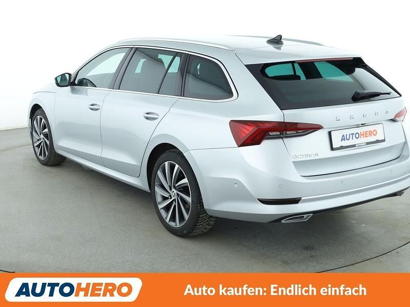 Gebraucht Skoda Octavia First Edition 150 PS (110 kW) 2020 Grau Kombi